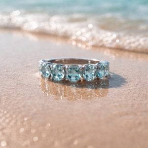 Vintage Five-Stone Light Blue Faceted Glass Ring - Silver Tone Anniversary Band