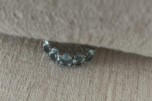 Vintage Five-Stone Light Blue Faceted Glass Ring - Silver Tone Anniversary Band