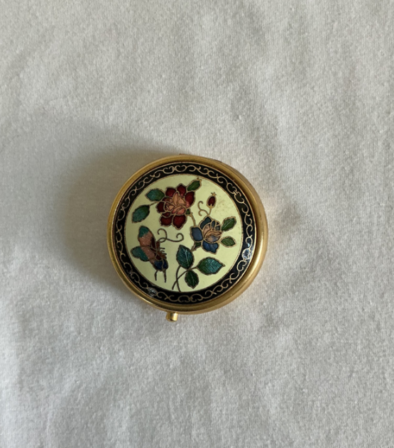 Vintage Cloisonné Enamel Round Pill Box – Floral Rose & Butterfly Gold-Tone Trinket Case