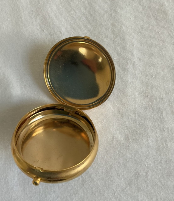Vintage Cloisonné Enamel Round Pill Box – Floral Rose & Butterfly Gold-Tone Trinket Case