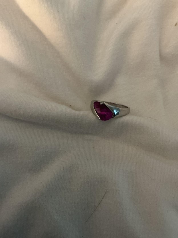 Sterling Silver 925 Pear-Cut Magenta Solitaire Ring
